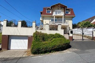 Arany Apartmanház