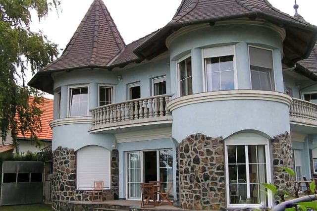 Balatonpartiházak (27)