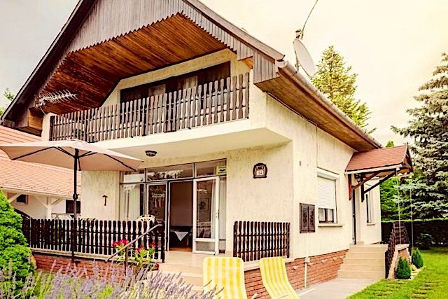 Erika Apartmanház