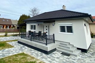 Zazo Apartmanház