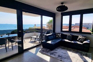 Dinary Apartman