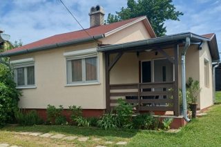 Piroska Apartmanház