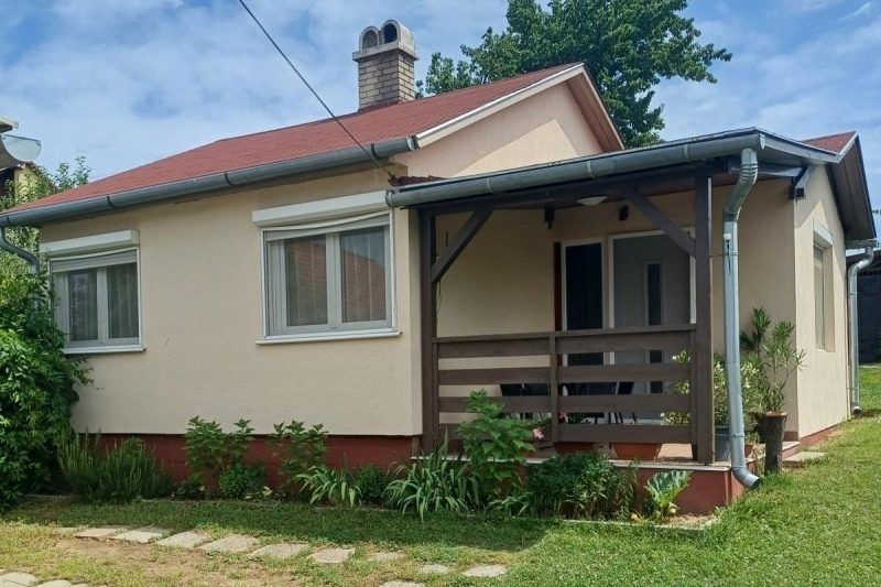 Piroska Apartmanház
