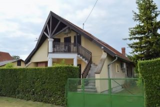 Balatonpartiházak (22)