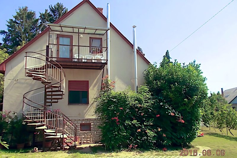 Manyi Apartman 1