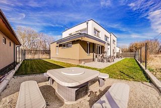 Barka Apartmanok