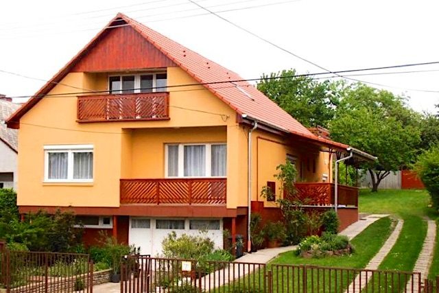 Piroska Apartmanház