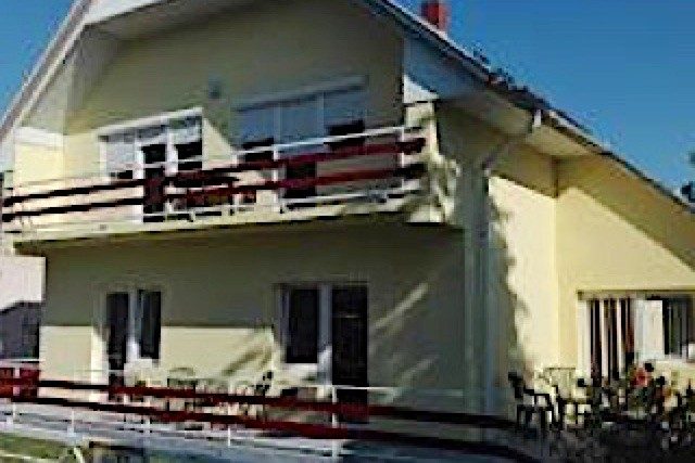Eta Apartmanház
