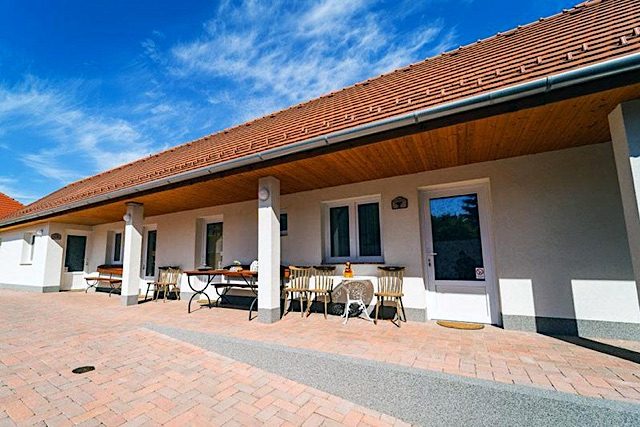 Apartmanház Bodajk