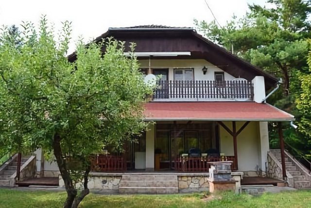 Balatonpartiházak (19)