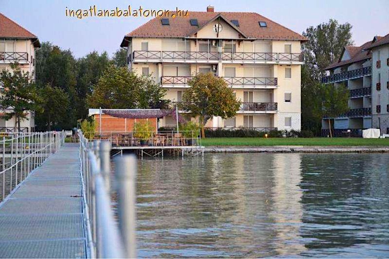 BalatonApartman 409