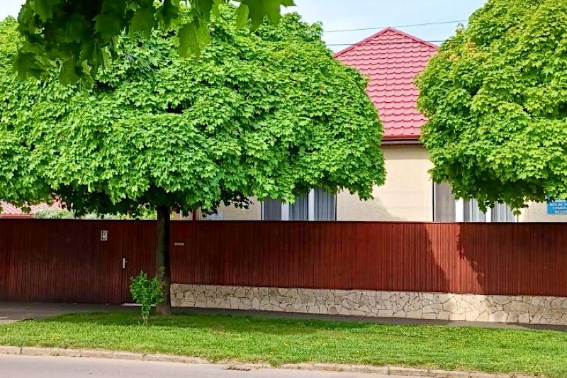 János Apartman