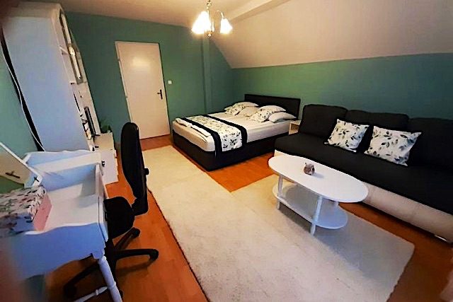 Éva Apartman