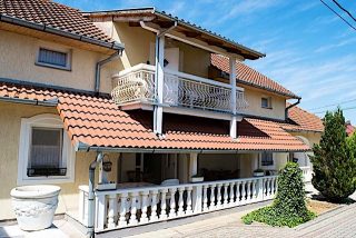 Mediterrán Apartmanház